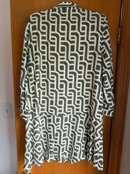 Zara Olive Green and White Geometric Long Sleeve Dress - Picture 4 of 4